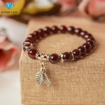 Vòng tay Garnet mix charm bạc